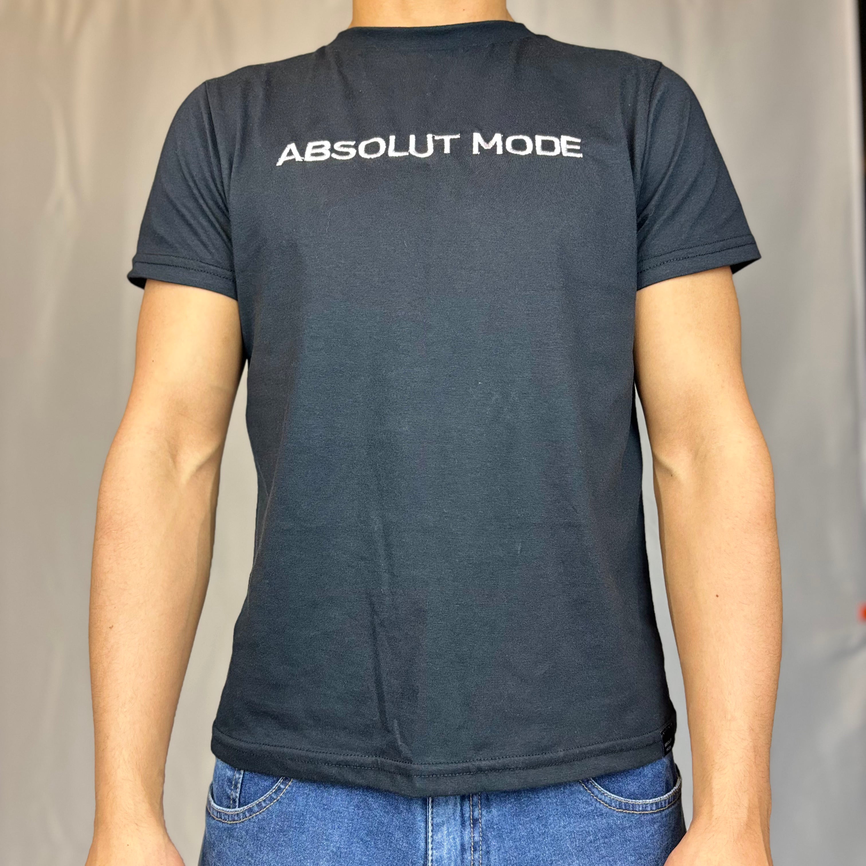 Remera Bordada Negro